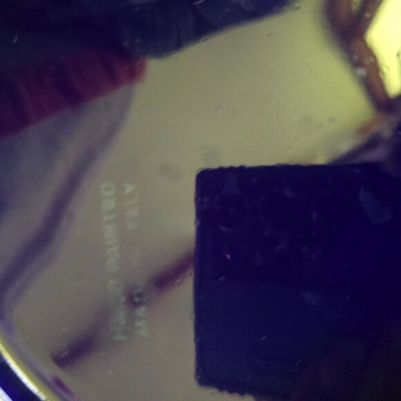 Hand Painted Dark Blue Scalloped Edge Ceramic Plate With Gold Trim From Italy - Picture 3 of 9